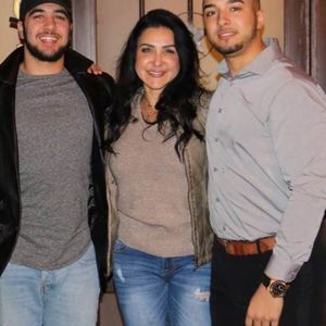 Meet your Posher, Adriana